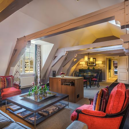 Sofitel Legend The Grand Amsterdam Hotel Exterior photo The interior of a suite at the Hotel de la Ville