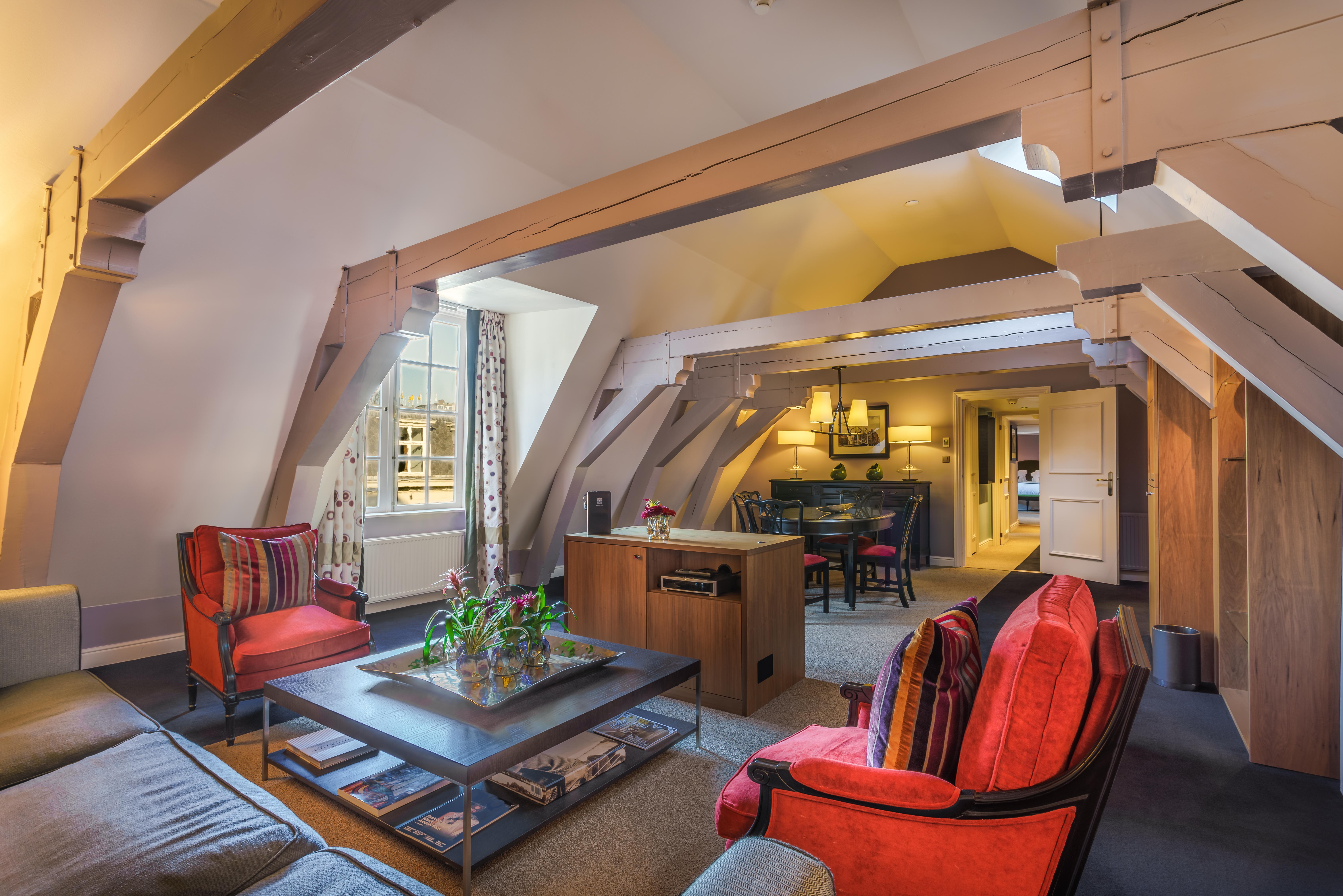 Sofitel Legend The Grand Amsterdam Hotel Exterior photo The interior of a suite at the Hotel de la Ville