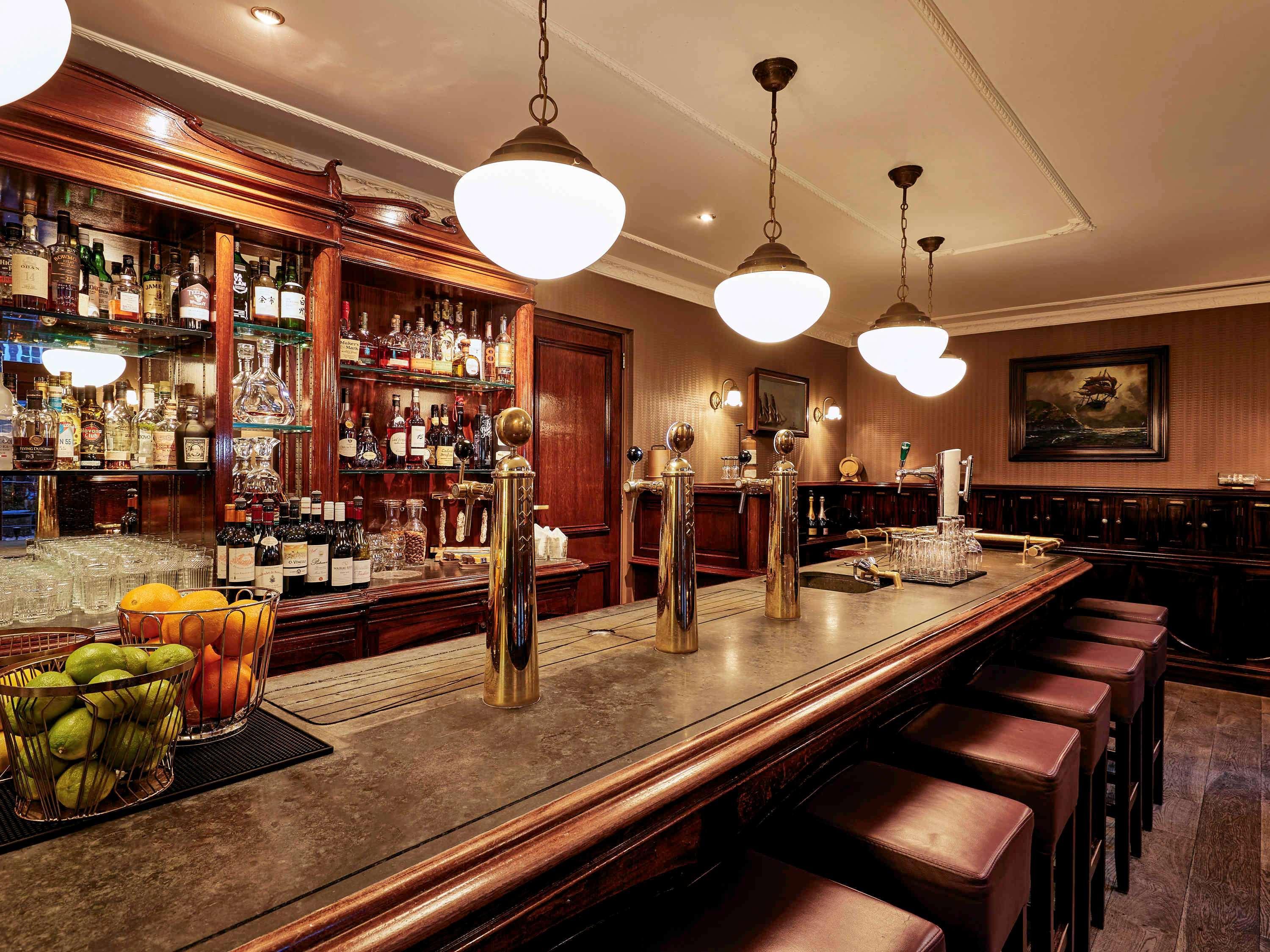 Sofitel Legend The Grand Amsterdam Hotel Exterior photo The bar at the St. George's Club