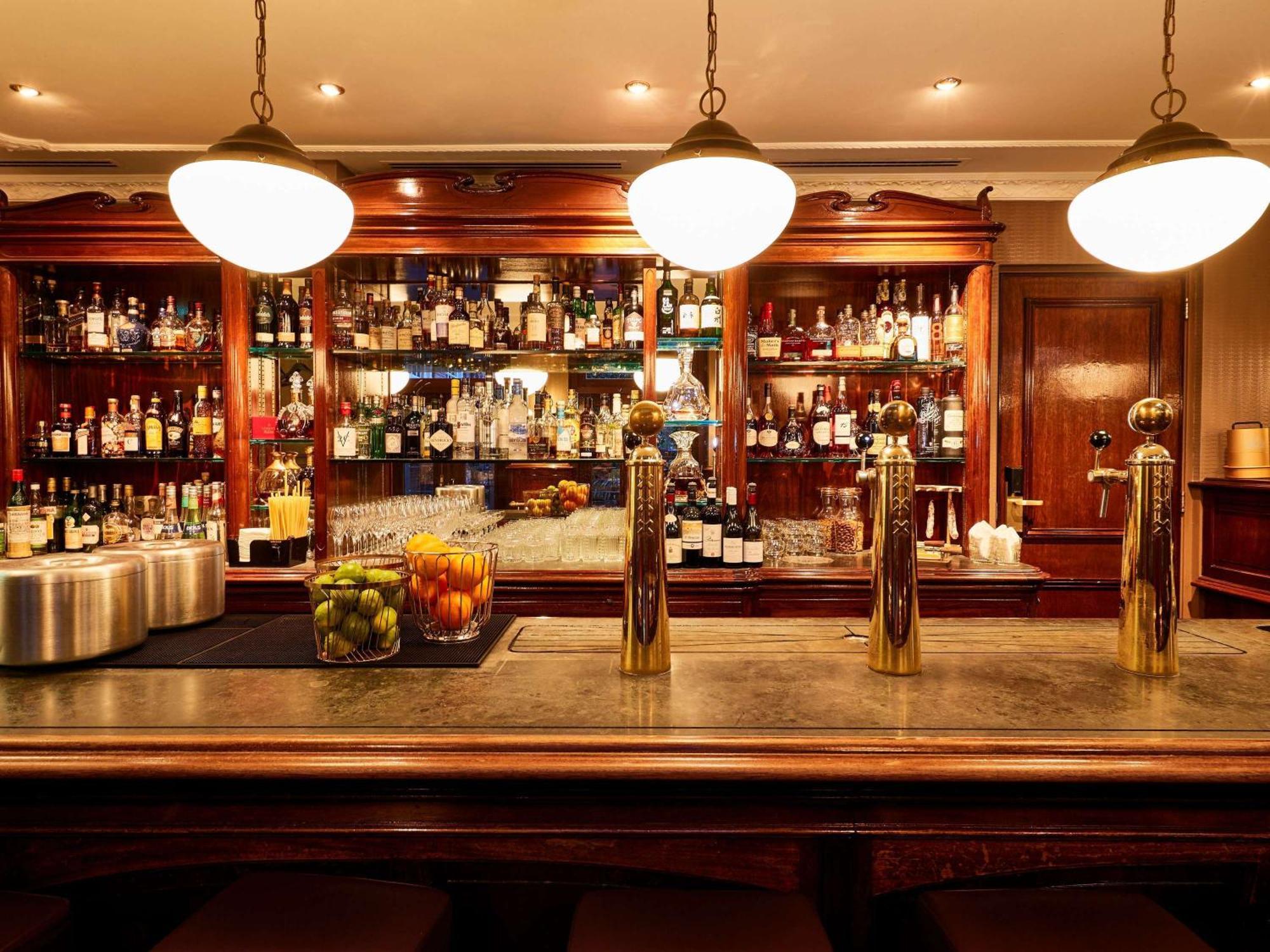 Sofitel Legend The Grand Amsterdam Hotel Exterior photo The bar at the American Bar