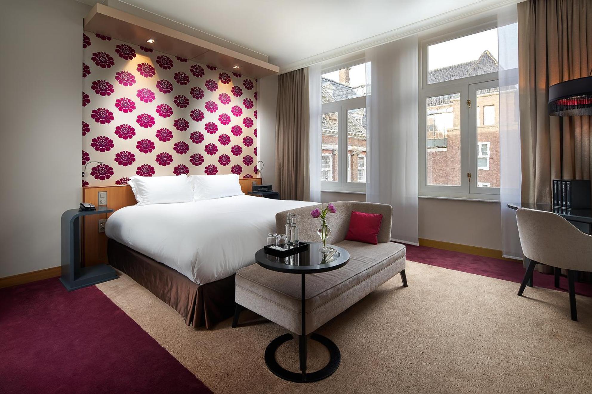 Sofitel Legend The Grand Amsterdam Hotel Exterior photo A room at the Mandarin Oriental London
